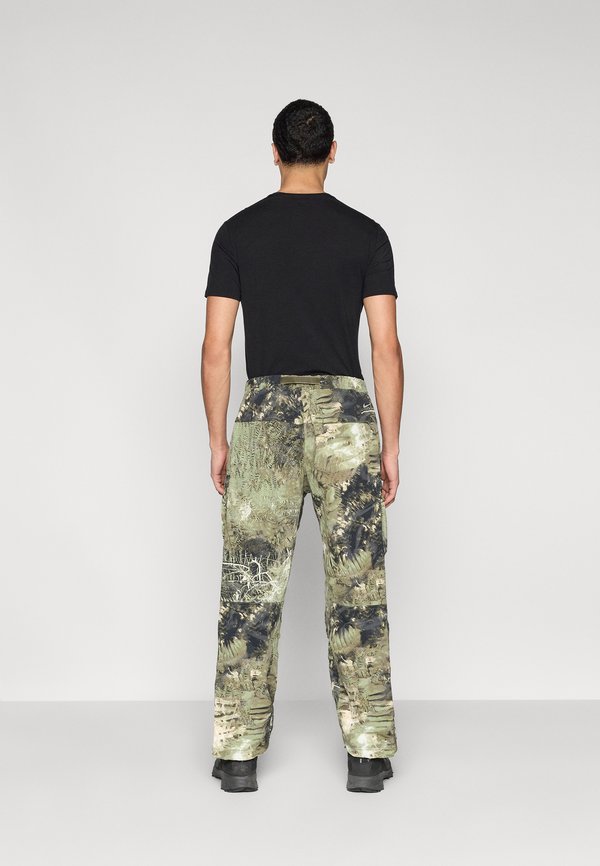 Nike ACG SMITH