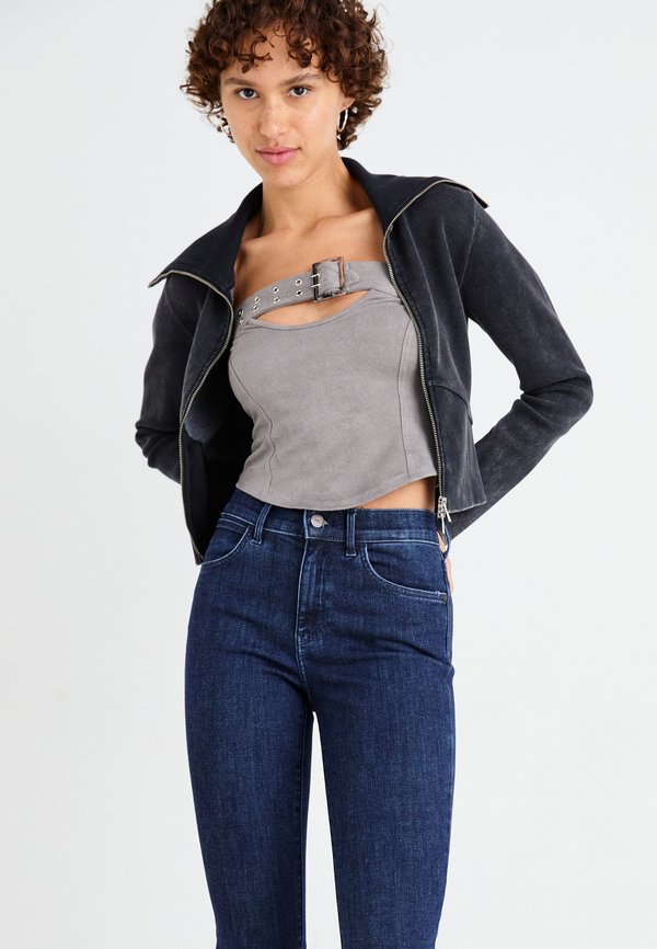 Wrangler HIGH SKINNY