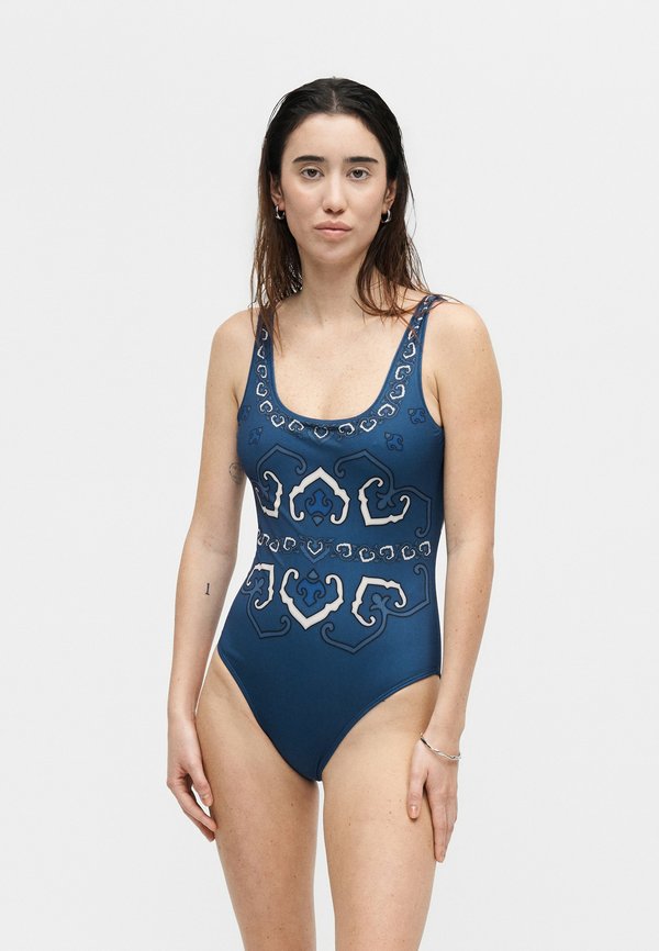 Sea BLAISE ONE PIECE