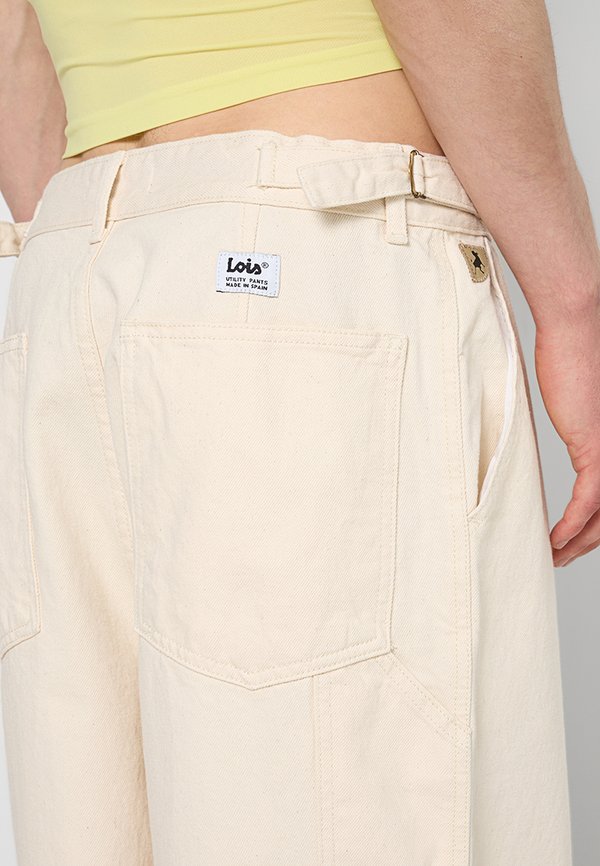 LOIS Jeans