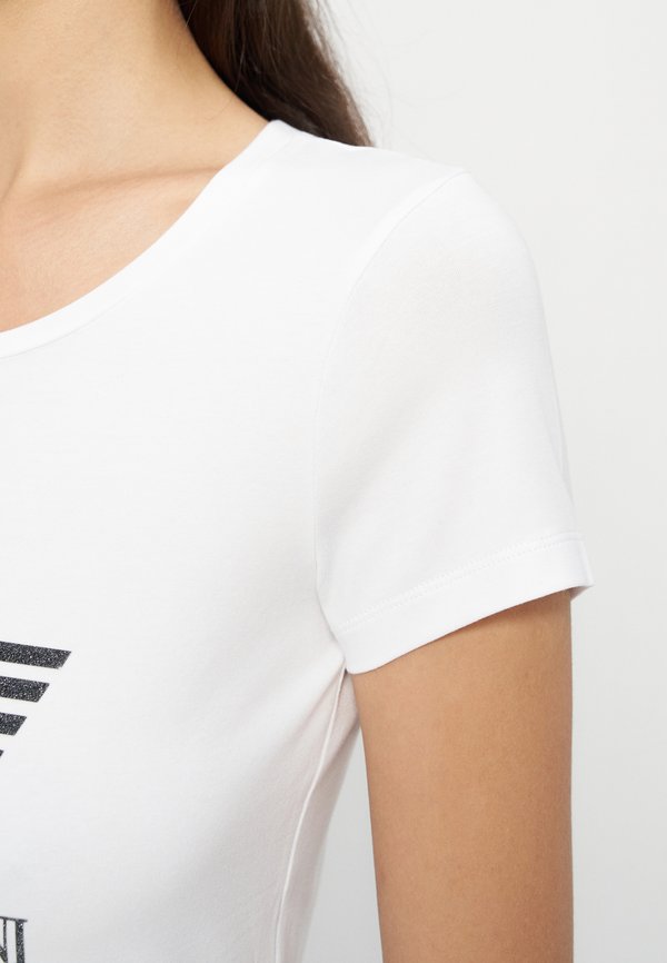 EA7 Emporio Armani