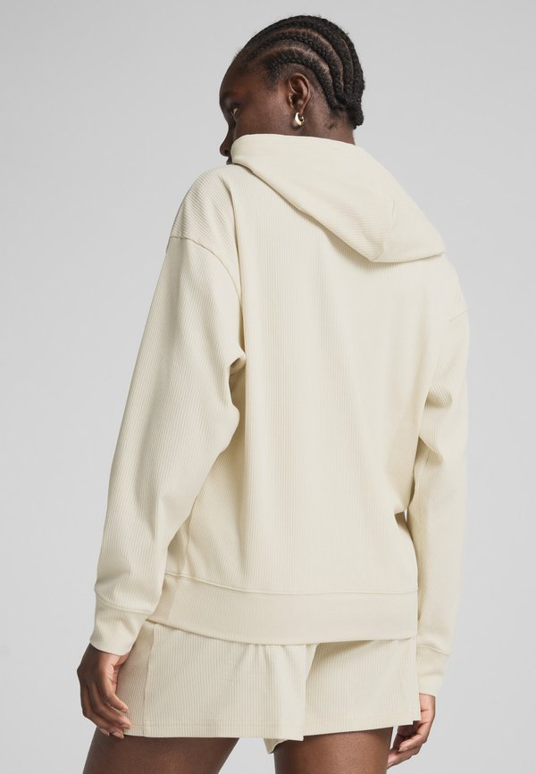 Puma ESS ELEVATED BEQUEMER