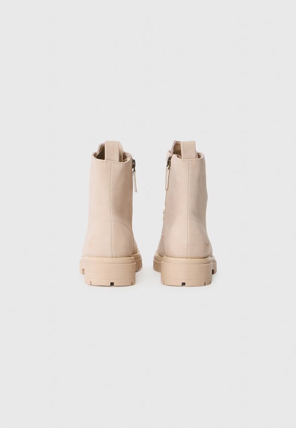 TOMS ALAYA