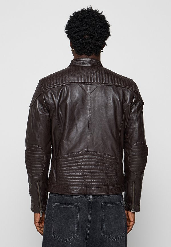 Lee Cooper BRED