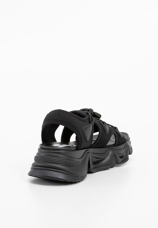 Steve Madden CHIVALRY