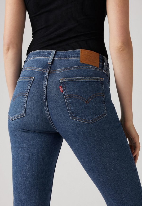 Levi's® 726® HIGH RISE FLARE