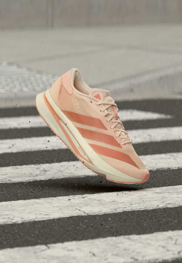 adidas Performance ADIZERO SL2 - Road running shoes - ivory/thermal gold-coloured metallic