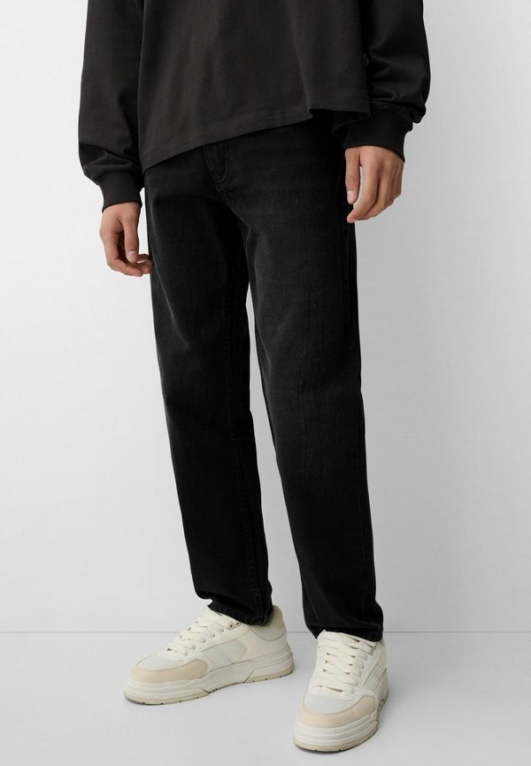 Bershka Jeans Tapered Fit - black