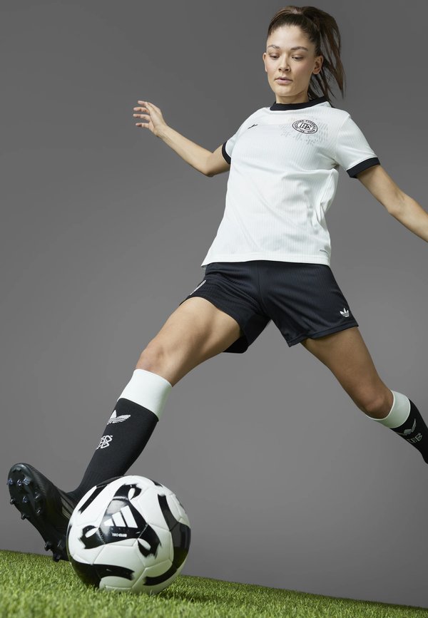 adidas Originals DEUTSCHLAND DFB 125 ANNIVERSARY