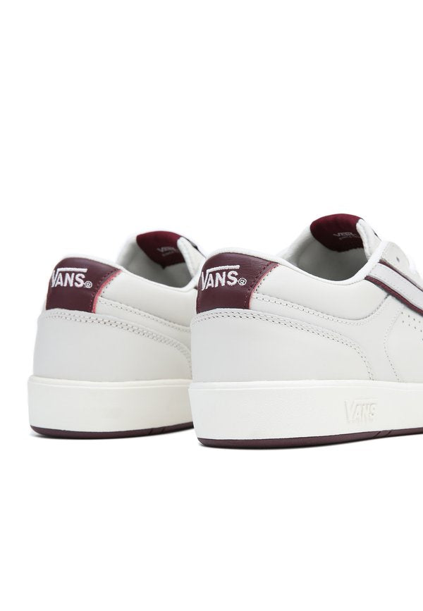 Vans UA LOWLAND CC