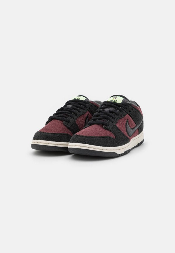 Nike Sportswear W DUNK LOW SE CC