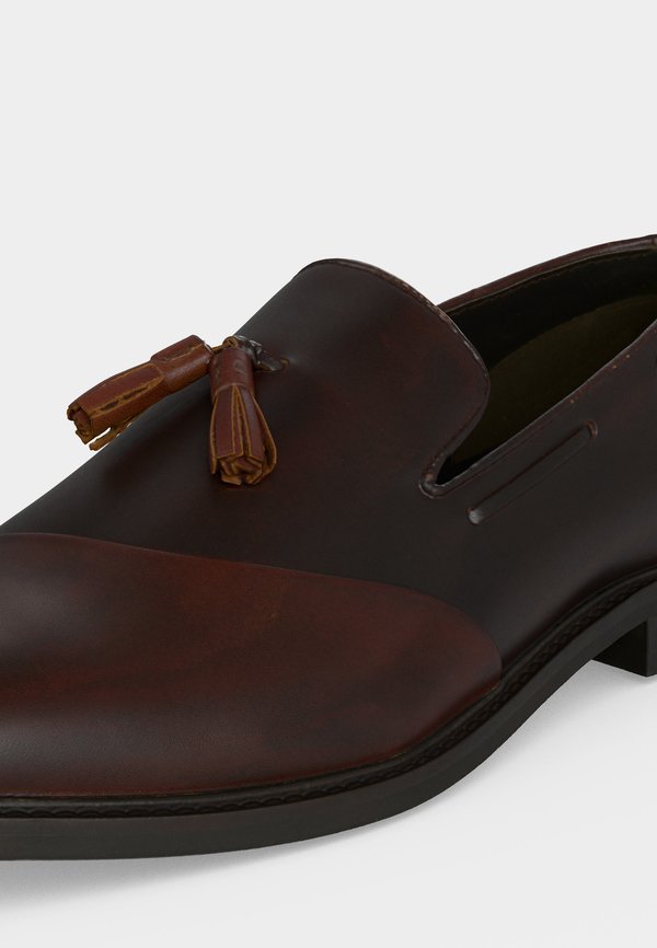 Pier One by Zalando LEATHER