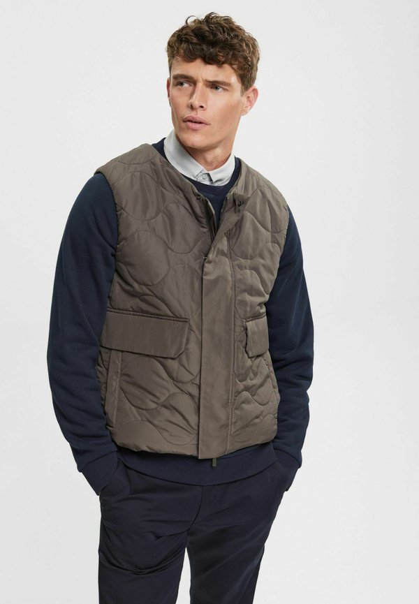 Esprit Collection MIT MUSTERSTEPPUNG