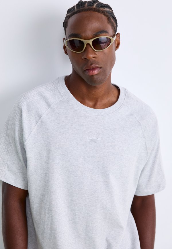 adidas Originals TEE