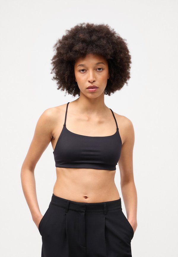 Gina Tricot YOGA