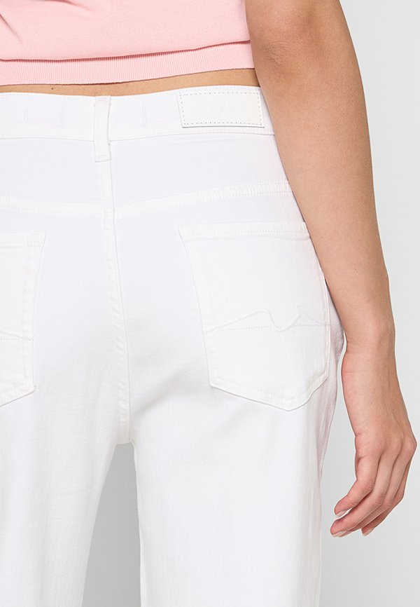 7 for all mankind MALIA