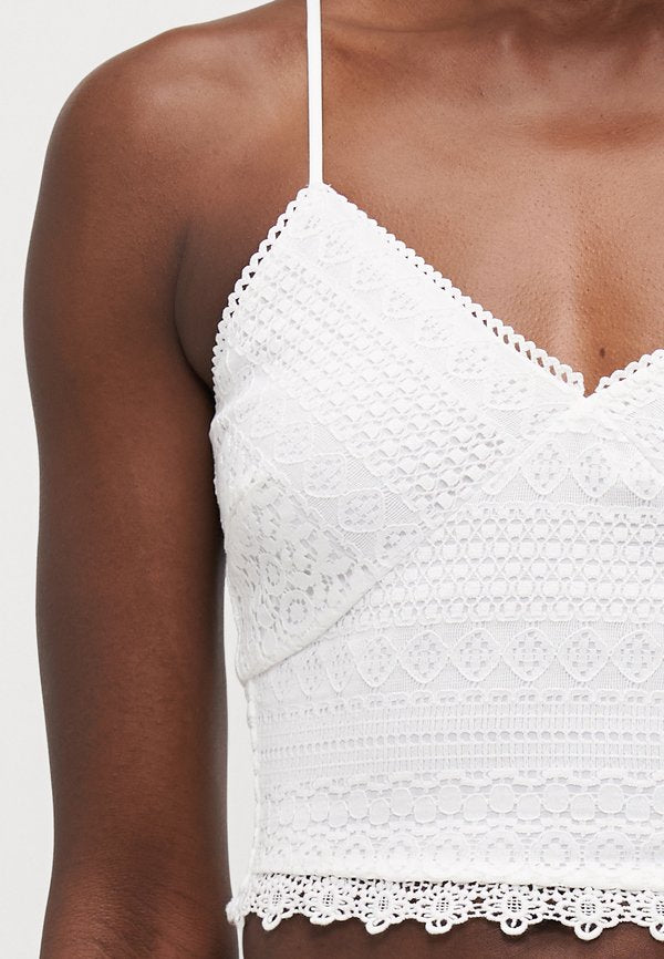 Vero Moda Tall VMHONEY CROPPED