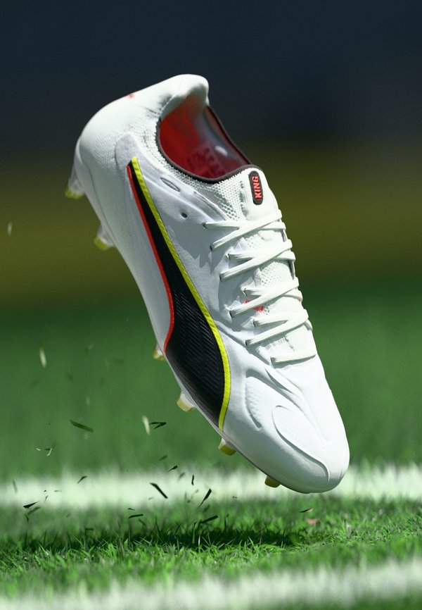 Puma KING 20 ULTIMATE FG/AG - Football boots artificial grass - white/glowing red/yellow alert