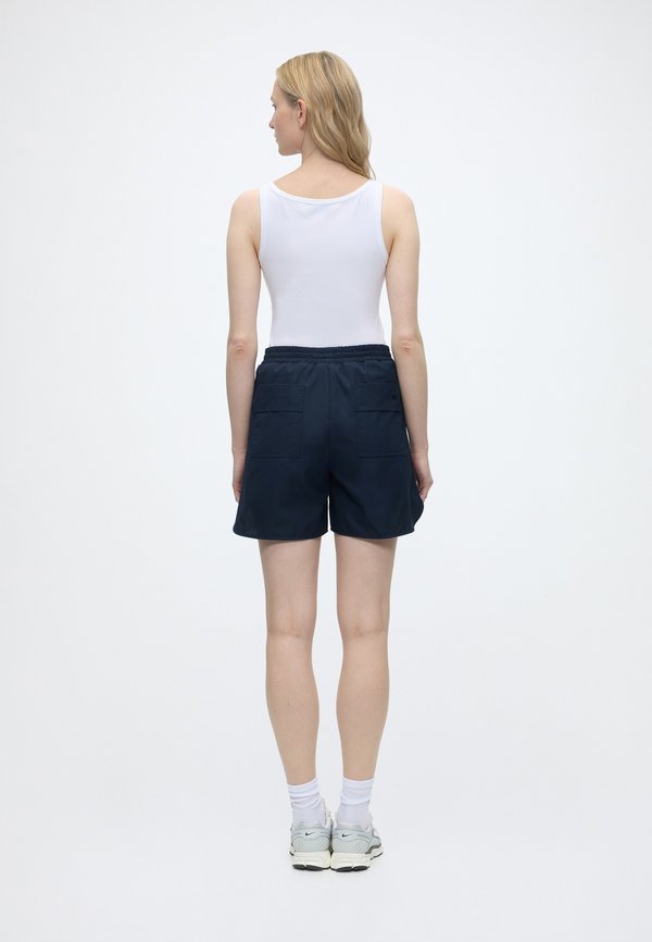 ANDIATA NICKY SHORT