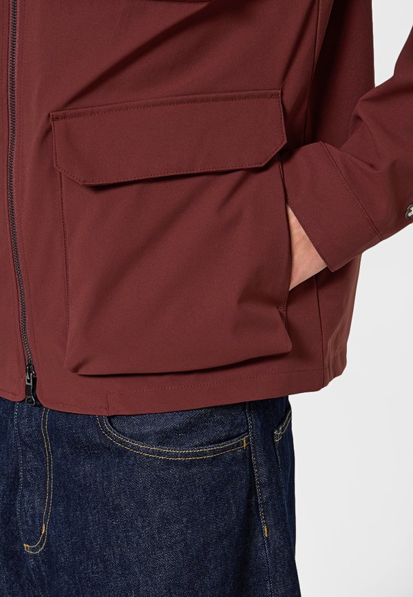 Lyle & Scott