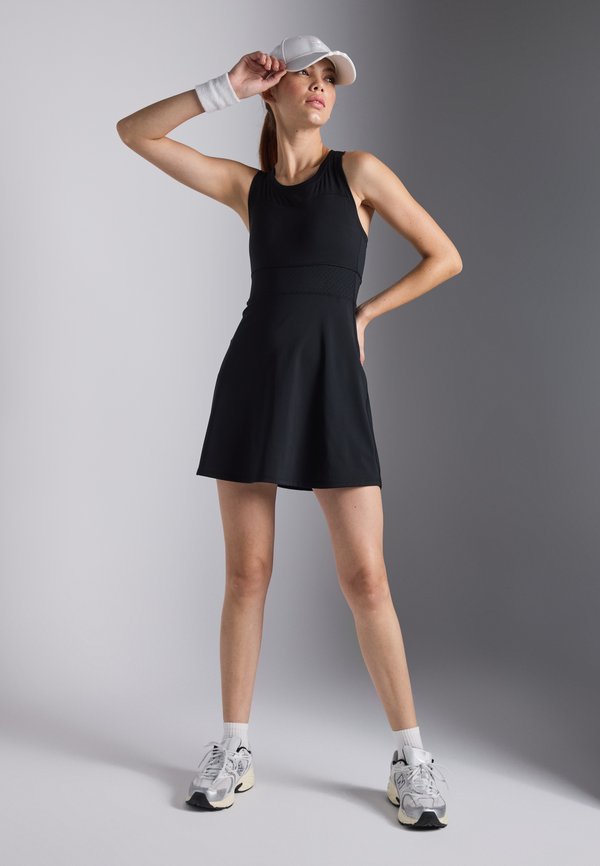 Even&Odd active by Zalando TENNIS DRESS WITH BUILT IN SHORTS AND  POCKET