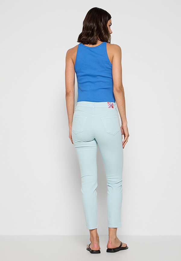 Marc Cain SLIM FIT