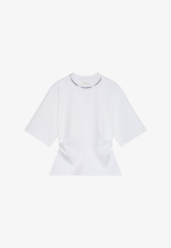 Calvin Klein Jeans SS LOGO NECK DETAIL INTERLOCK TO - Basic T-shirt - bright white