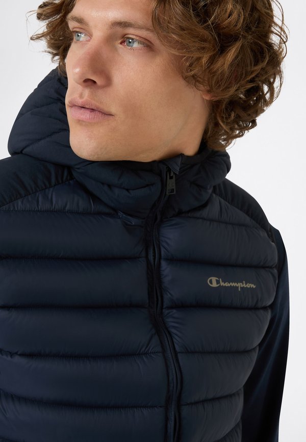 Champion OUTDOOR