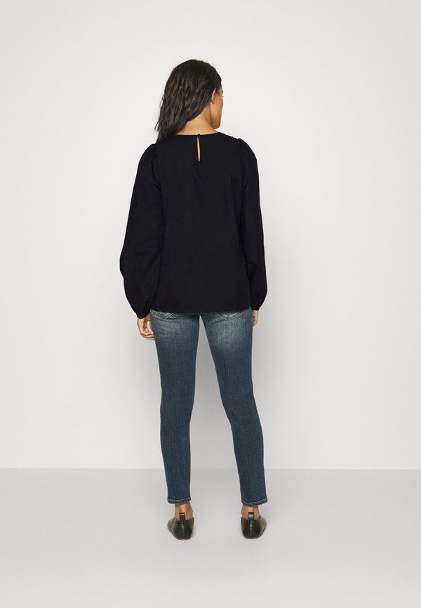 Culture OLENA BLOUSE