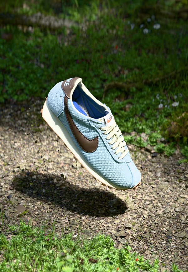 Nike Sportswear LD 1000