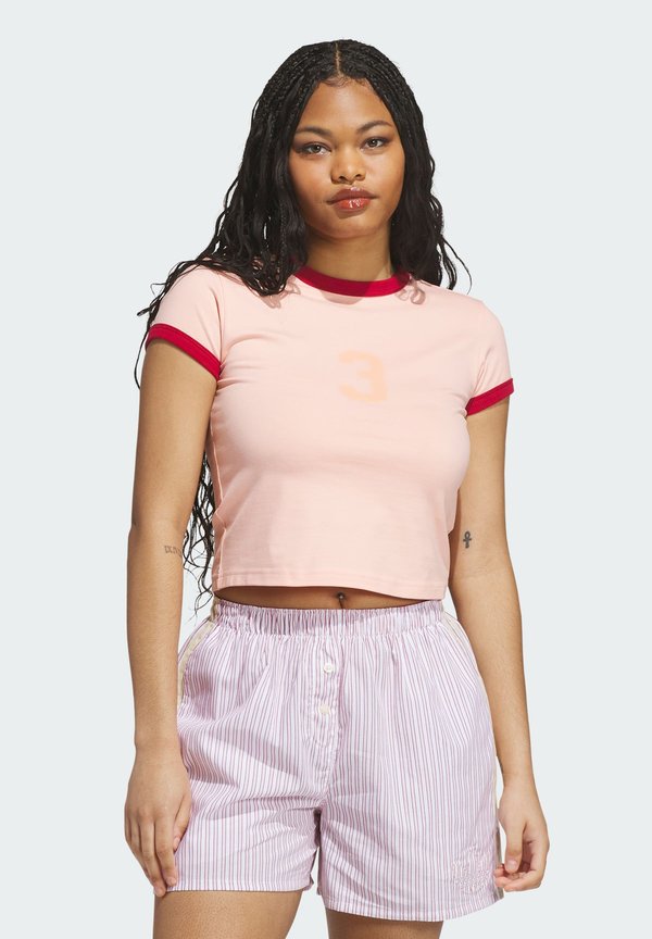 adidas Originals GRAPHIC RINGER TEE - Print T-shirt - glow pink