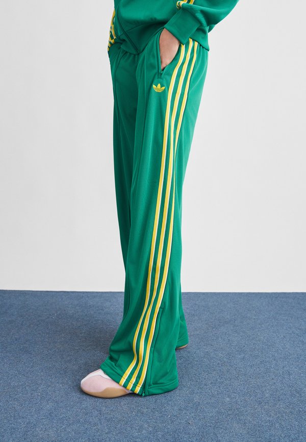 adidas Originals FIREBIRD LOOSE