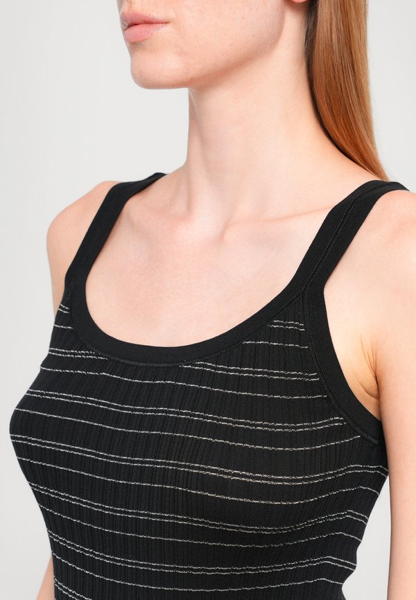 Theory CONTRAST TANK