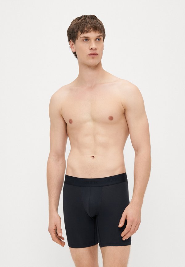 Hollister Co. 5 PACK