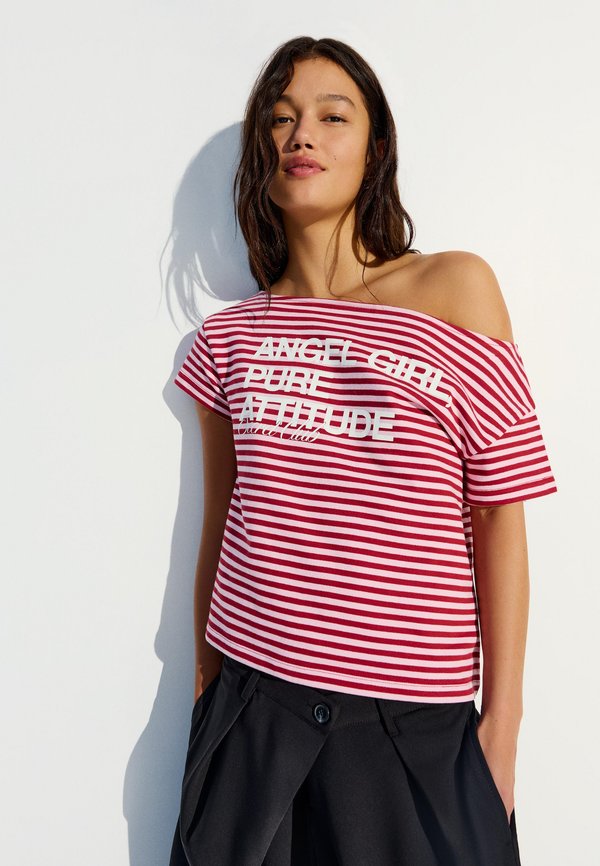 Bershka TSHIRT - Print T-shirt - light pink