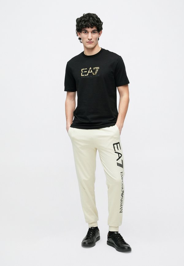 EA7 Emporio Armani TRAIN LOGO SERIES PANTS