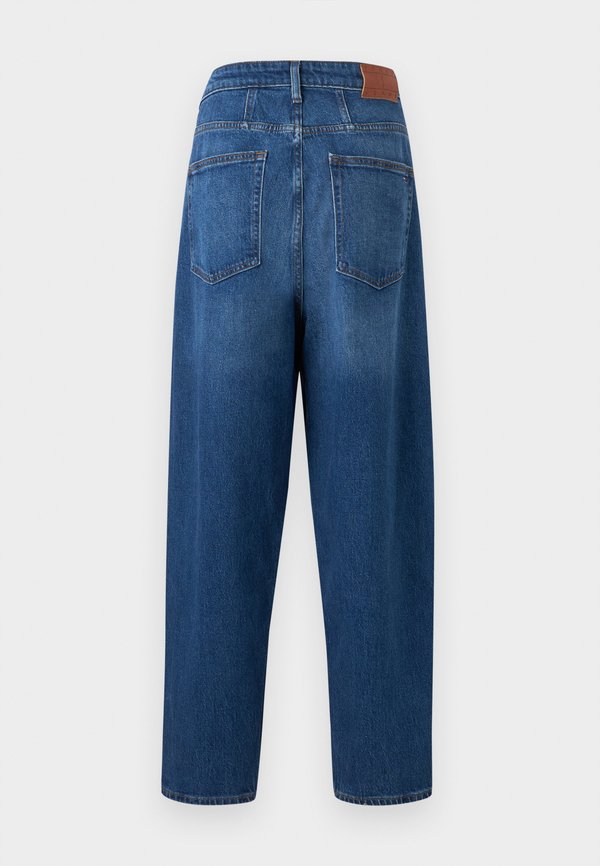 Tommy Jeans CURVE HIGH RISE TAPERED LEG MOM JEANS