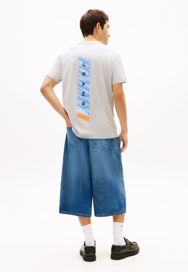 Tommy Jeans VINTAGE BACK LOGO JERSEY T-SHIRT