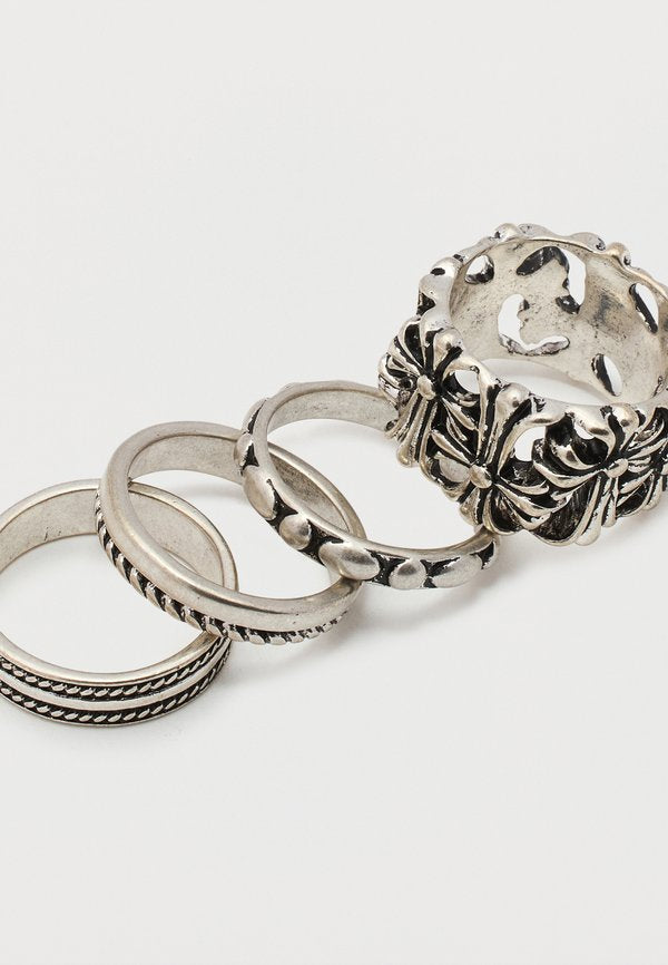 Pier One by Zalando SET