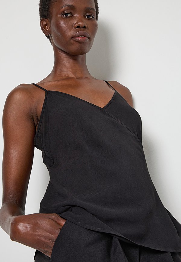 Armani Exchange