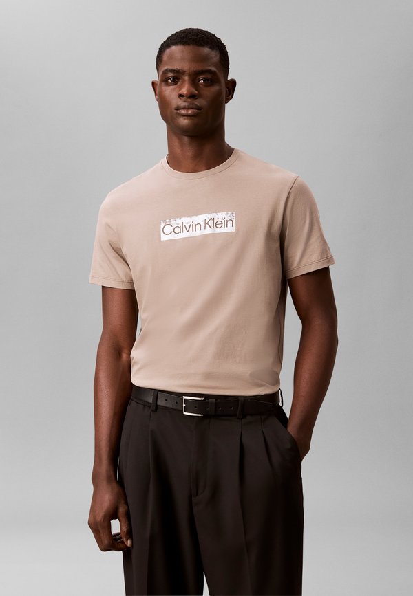 Calvin Klein GRAPHIC