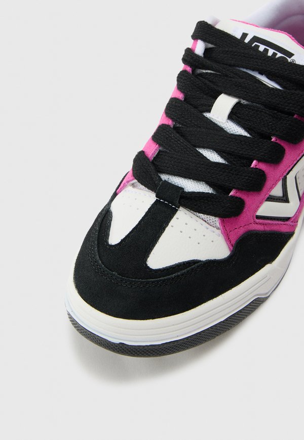 Vans UPLAND