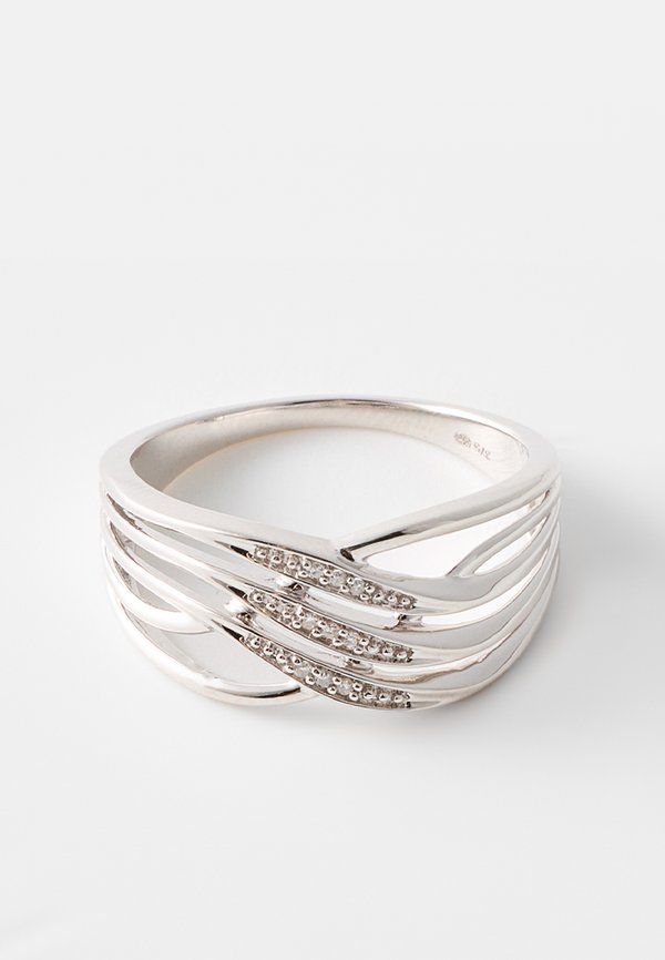 Atelier Du Diamant 0.03 CT DIAMOND