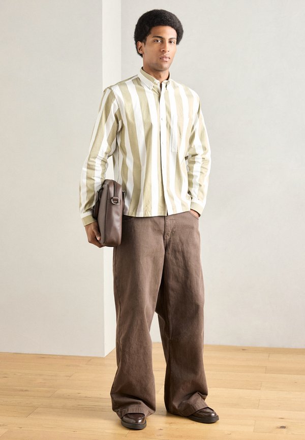 Lindbergh STRIPED CROPPED SHIRT