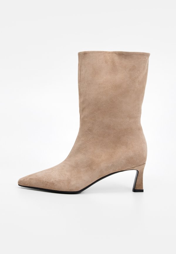Pollini