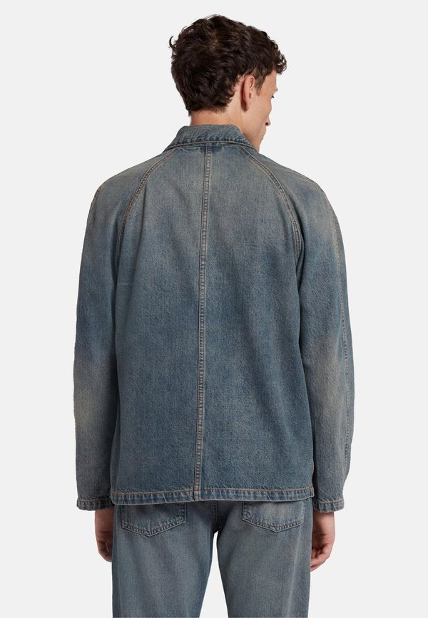 7 for all mankind