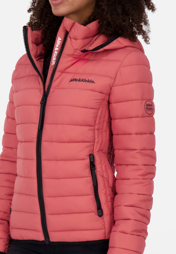 alife & kickin  NADJAAK A PUFFER ÜBERGANGS
