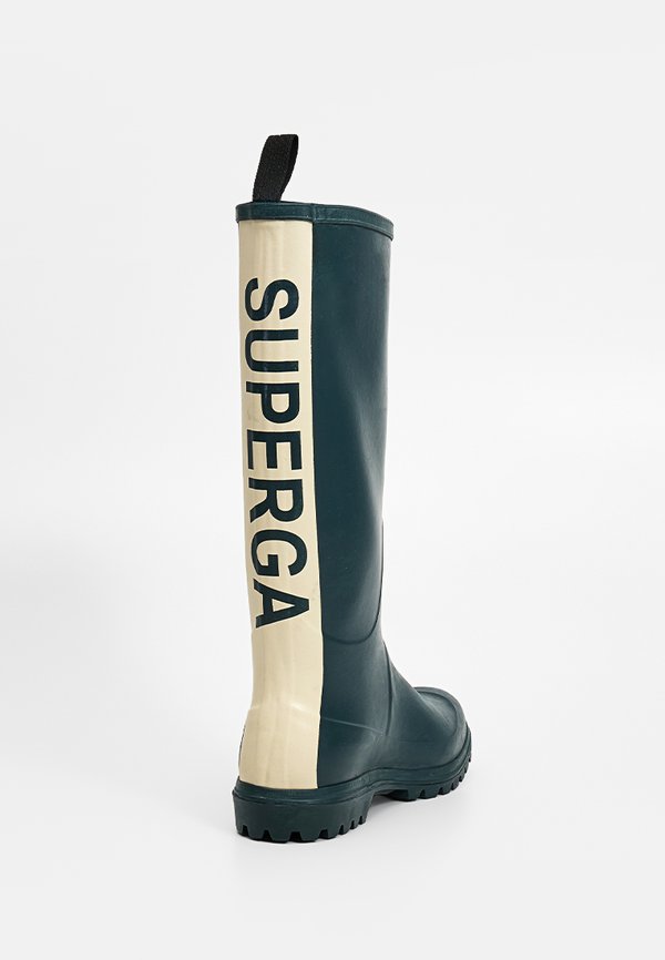 Superga