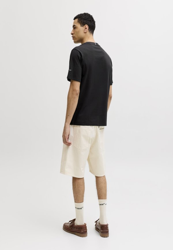 Jack & Jones JORCATSKILLS SQUARE BRANDING TEE