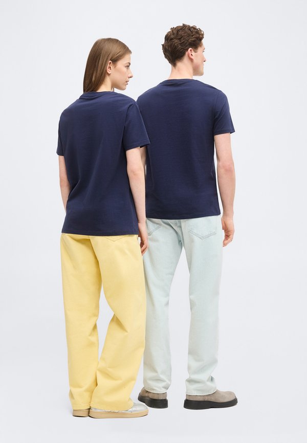 ARKK Copenhagen MINIMAL TEE UNISEX
